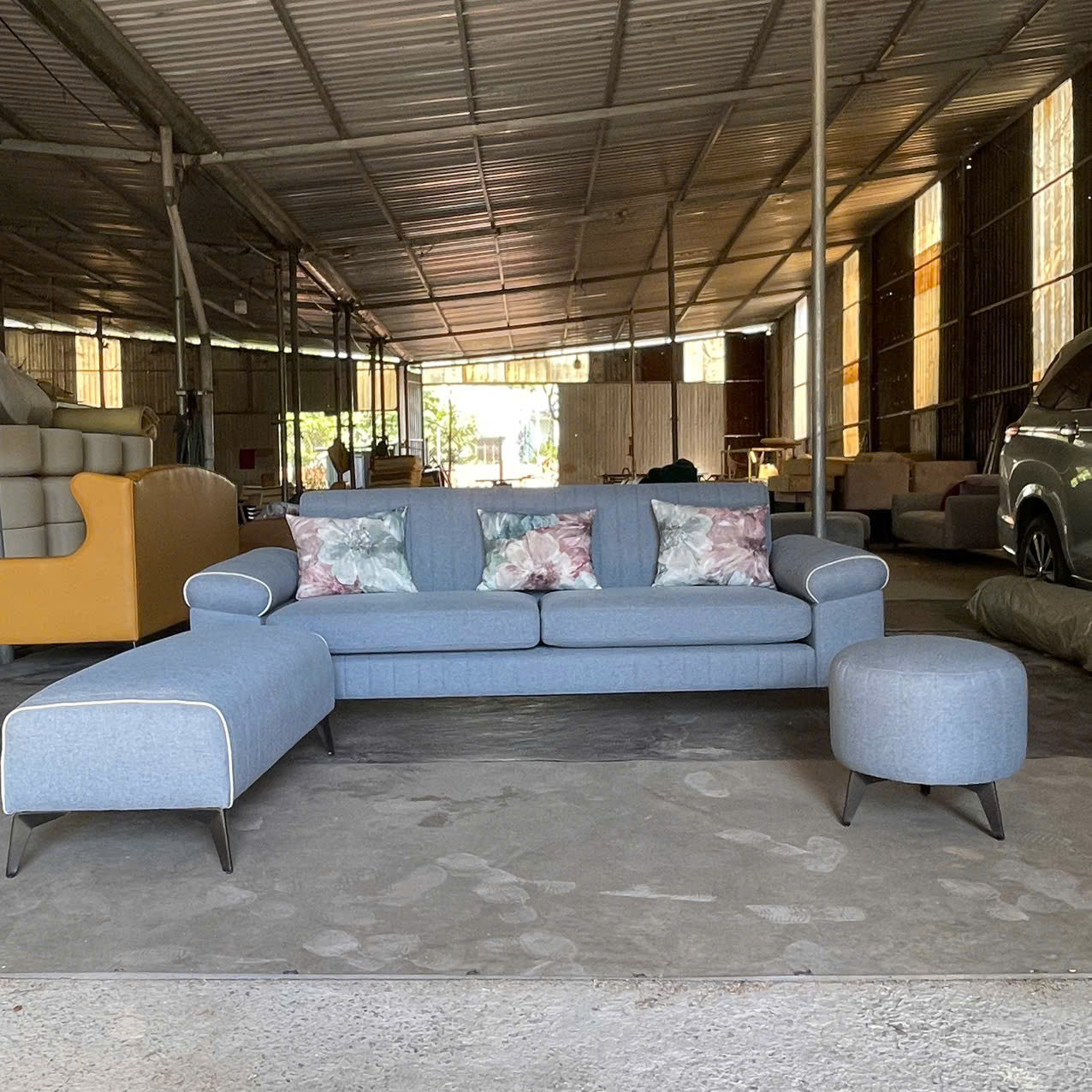 BỘ SOFA HIỆN ĐẠI BÁNH Ú VẢI BỐ Signature